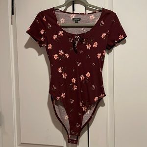 WILD FABLE Size S Burgundy Floral BodySuit